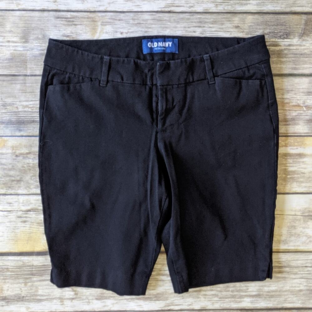 Old Navy Bermuda Shorts Sz 6 regular